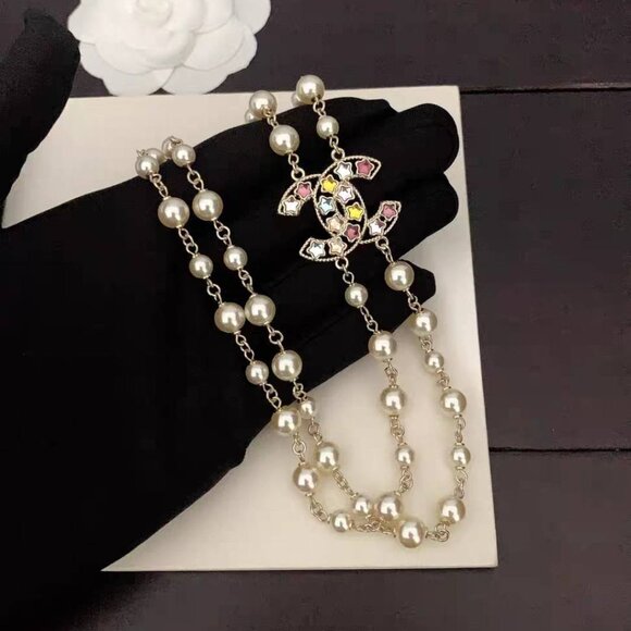 Chanel Pearl Turtle Necklace - Picture 3 of 6